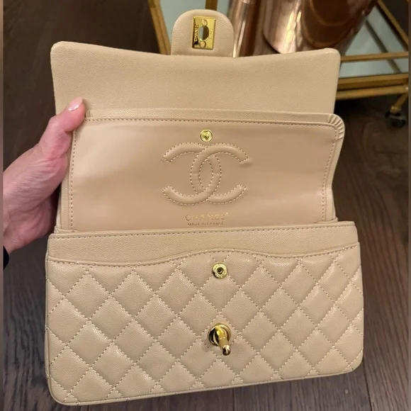 Purse - Picture 3 of 7